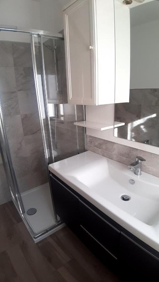 Appartements Le-Z-Aravi-Orazio Aosta Zewnętrze zdjęcie